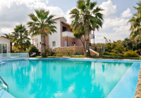 Pardalakis Studios, Pool (3)