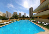 Club Dos Arcos, Pool