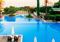 Gloria Verde - pool.jpg