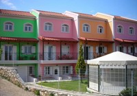 Dogis Resort outside.jpg