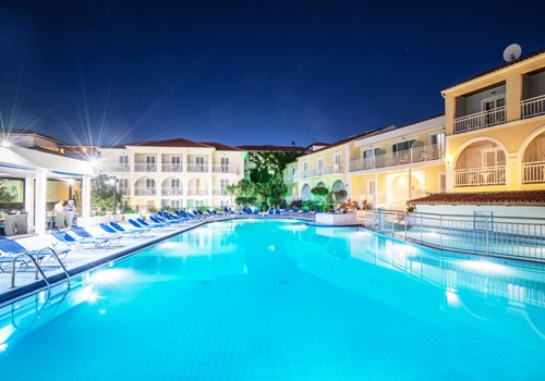 Diana Palace Hotel, pool exterior view