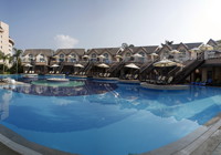 Long Beach Resort. Outdoor Pool