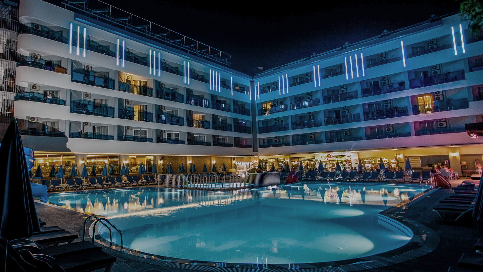 Avena Resort. Outdoor Pool