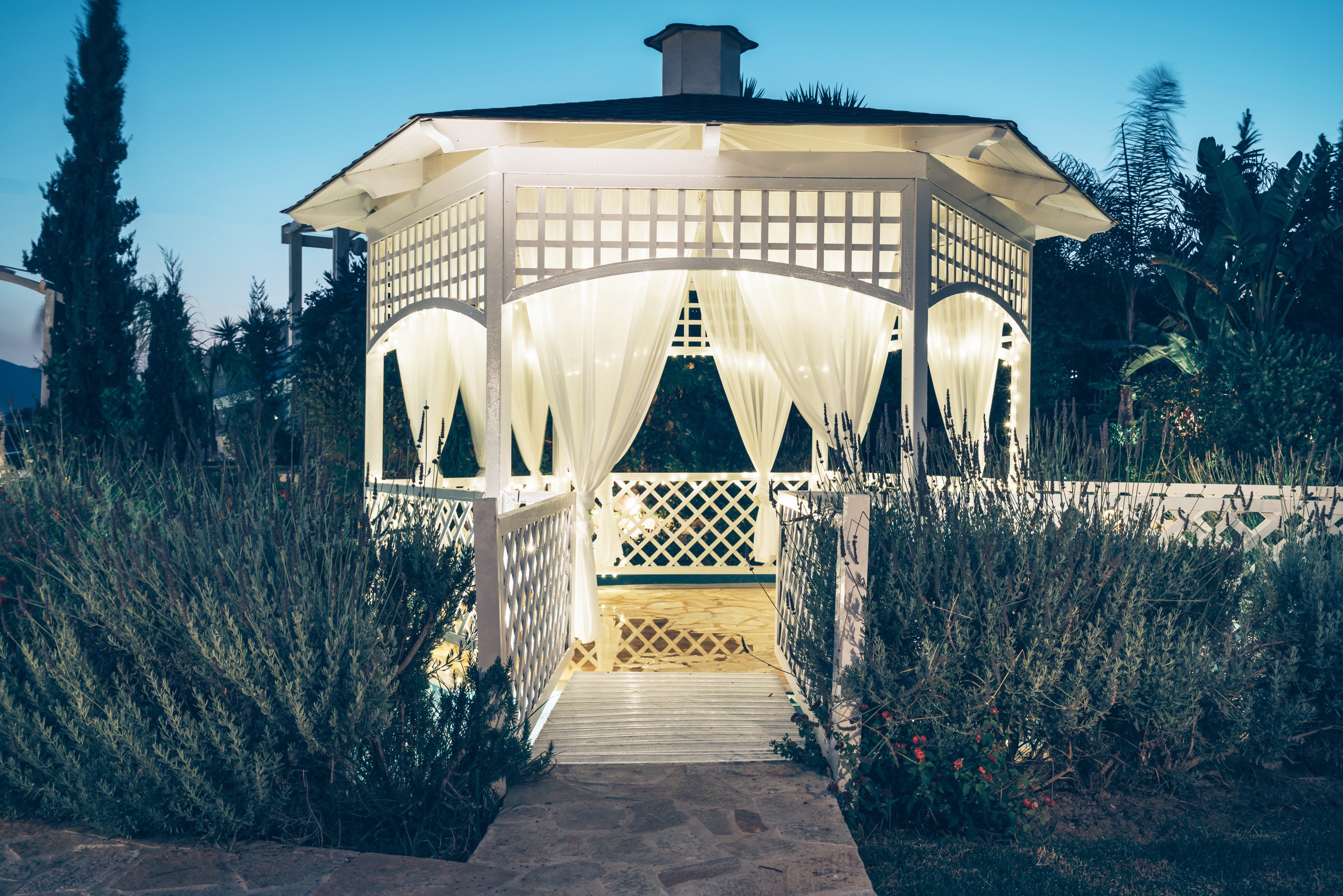 Weddings at Venus Gardens