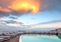 Pool at Oniro Hotel in Skiathos (2)