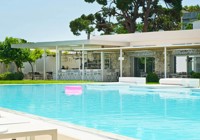 Marathon Beach Resort Swimming Pool