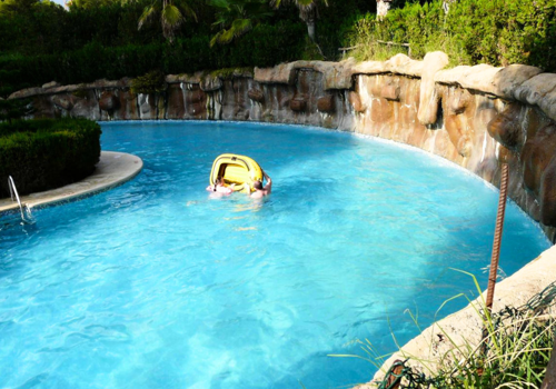 Pool at Benibeach Apartments